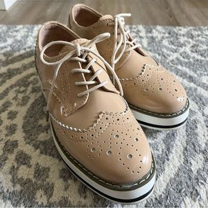 Dadawen patent leather Platform Lace-Up Wingtips Square Toe Oxfords Shoe Apricot